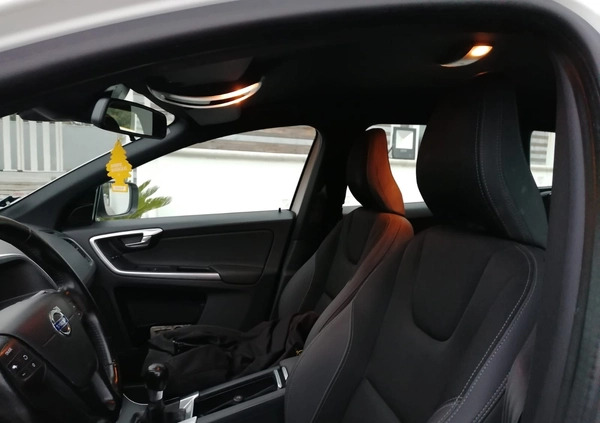Volvo XC 60 cena 60500 przebieg: 165000, rok produkcji 2014 z Ostrołęka małe 379